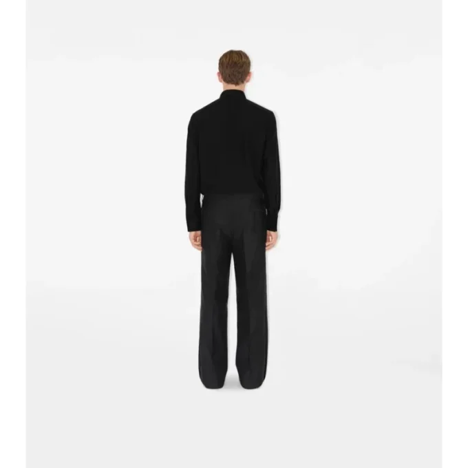 Bavlněná hedvábná košile do smokingu se slim fit střihem Bavlněná hedvábná košile do smokingu se slim fit střihem