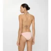 Bikiny s kostkovaným lemem Bikiny s kostkovaným lemem