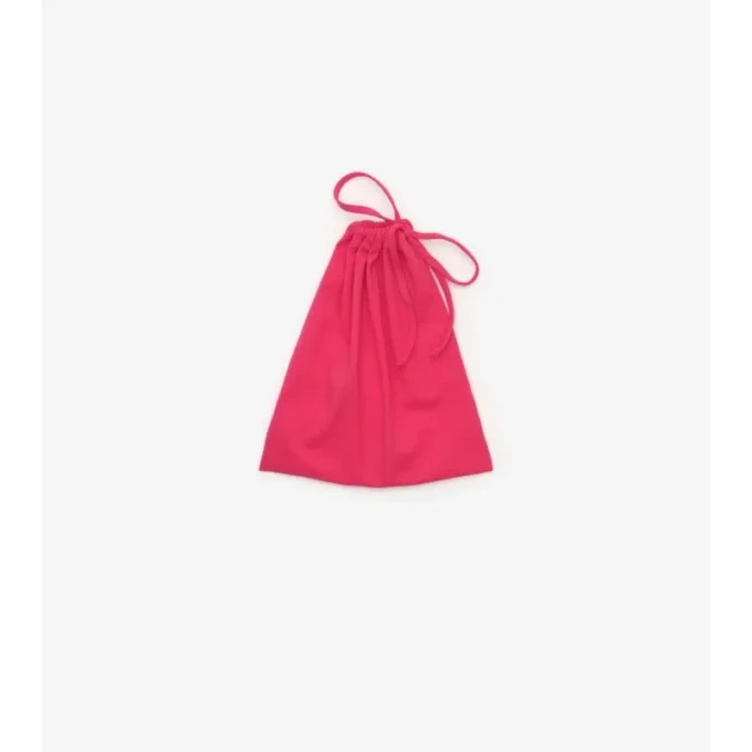 Bikiny s kostkovaným lemem Bikiny s kostkovaným lemem