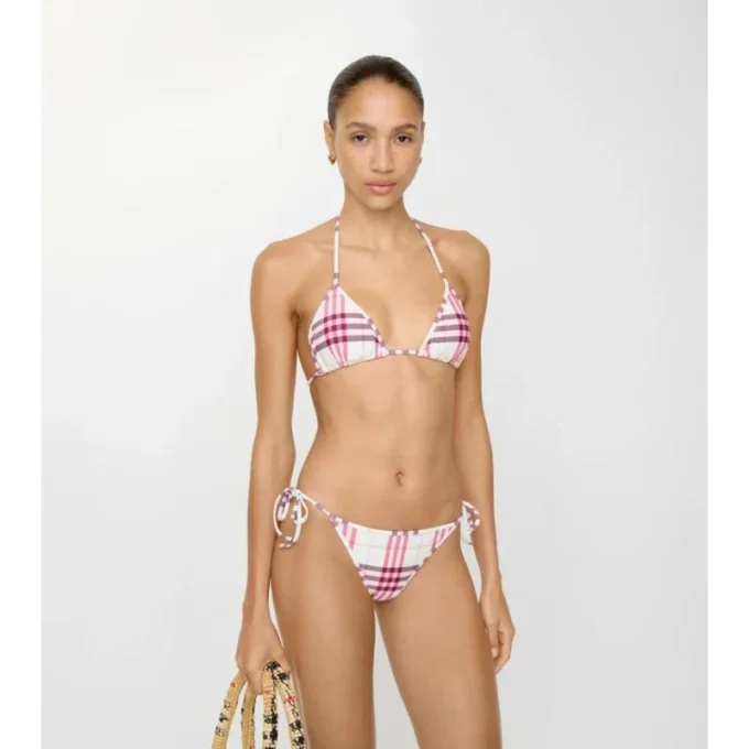 Bikiny s kostkovaným vzorem