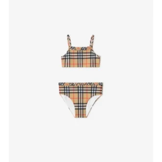 Bikiny s volánkovým lemem a kostkovaným vzorem Bikiny s volánkovým lemem a kostkovaným vzorem