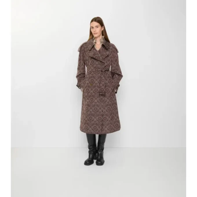 Dlouhý Fitzrovia Trench Coat z viskózové směsi s barokním vzorem Dlouhý Fitzrovia Trench Coat z viskózové směsi s barokním vzorem
