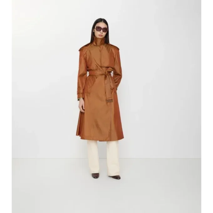 Dlouhý nylonový Trench Coat Dlouhý nylonový Trench Coat