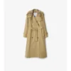 Dlouhý Trench Coat Castleford s kostkovaným límcem Dlouhý Trench Coat Castleford s kostkovaným límcem