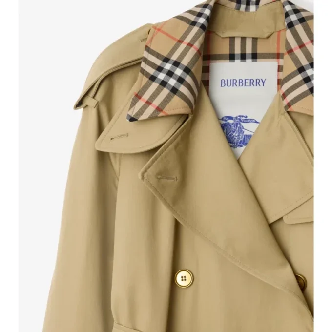 Dlouhý Trench Coat Castleford s kostkovaným límcem Dlouhý Trench Coat Castleford s kostkovaným límcem