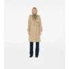 Dlouhý Trench Coat z gabardénu s kostkovaným límcem Dlouhý Trench Coat z gabardénu s kostkovaným límcem