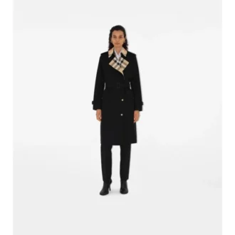Dlouhý Trench Coat z gabardénu s kostkovaným límcem