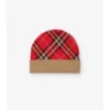 Čepice s kostkovaným vzorem