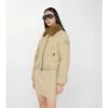 Gabardine bunda s ovčím kožešinovým límcem Gabardine bunda s ovčím kožešinovým límcem