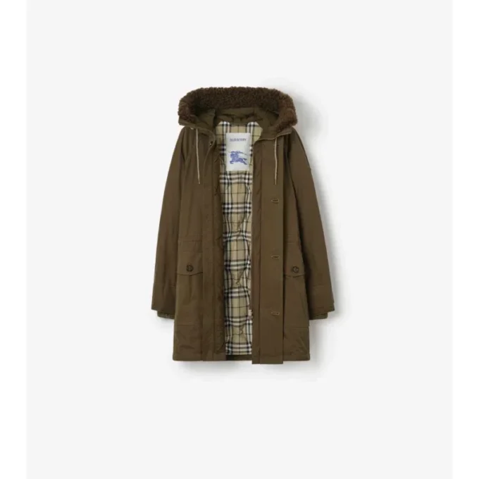 Gabardine parka s ovčí kožešinou Gabardine parka s ovčí kožešinou