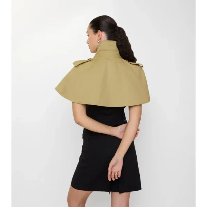 Gabardine trenčkot s kapucí Gabardine trenčkot s kapucí