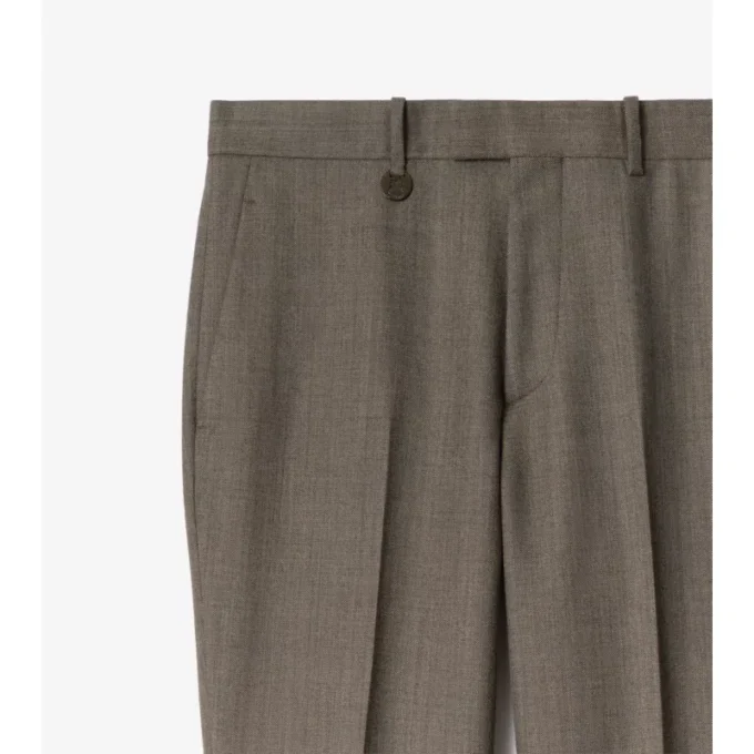 Kalhoty z vlny typu „sharkskin“ Kalhoty z vlny typu „sharkskin“