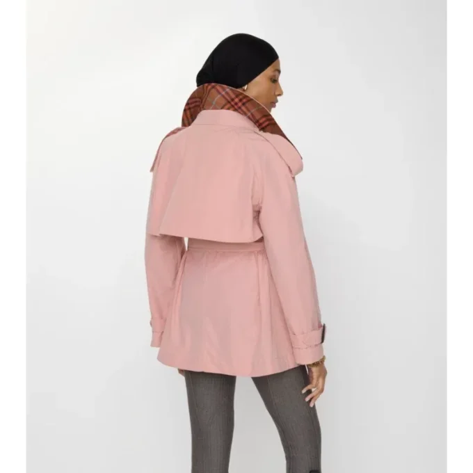 Krátký lehký bavlněný Fitzrovia Trench Coat Krátký lehký bavlněný Fitzrovia Trench Coat