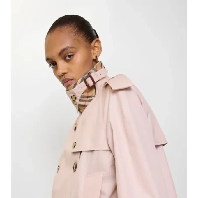 Krátká trenčkotová bunda Mayfair z Tropical Gabardine Krátká trenčkotová bunda Mayfair z Tropical Gabardine