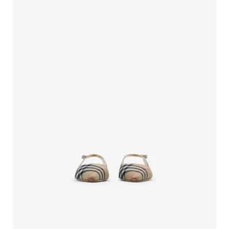 Podívejte se na baleríny Dame Slingback