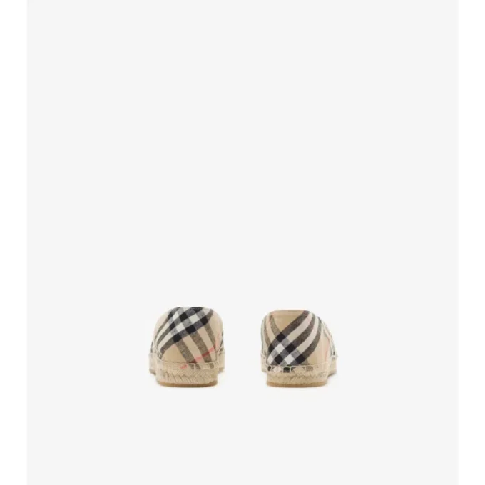 Podívejte se na espadrilky Mews Podívejte se na espadrilky Mews