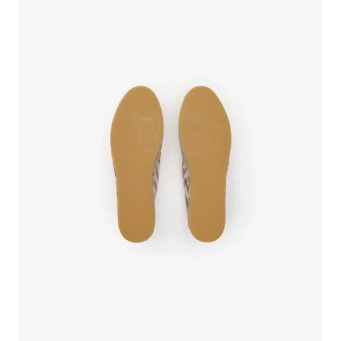 Podívejte se na espadrilky Mews Podívejte se na espadrilky Mews