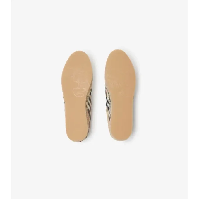 Podívejte se na espadrilky Mews Podívejte se na espadrilky Mews