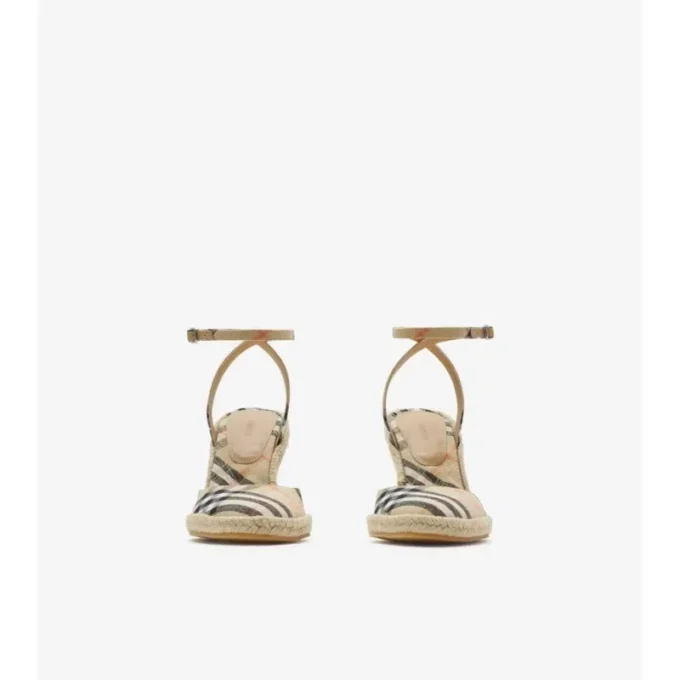 Podívejte se na espadrilky Mews Lodičky Podívejte se na espadrilky Mews Lodičky