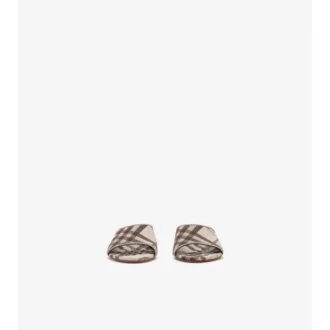 Podívejte se na pantofle Sloane