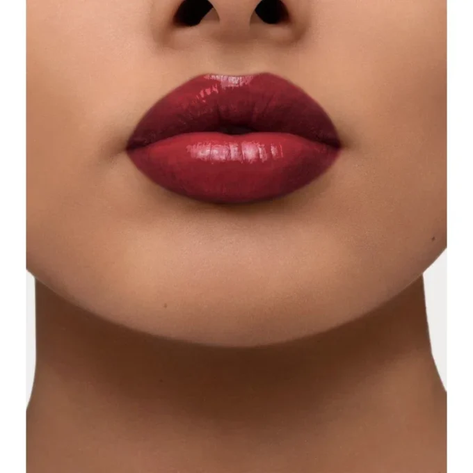 Rtěnka Burberry Brit Shine – Oxblood č. 97 Rtěnka Burberry Brit Shine – Oxblood č. 97