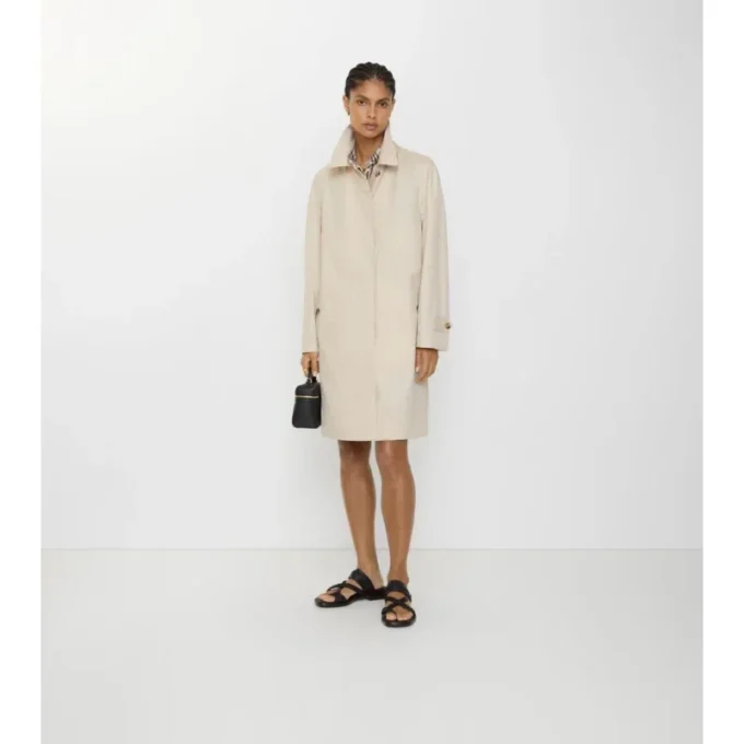 Středně dlouhý Car Coat Camden z Tropical Gabardine Středně dlouhý Car Coat Camden z Tropical Gabardine